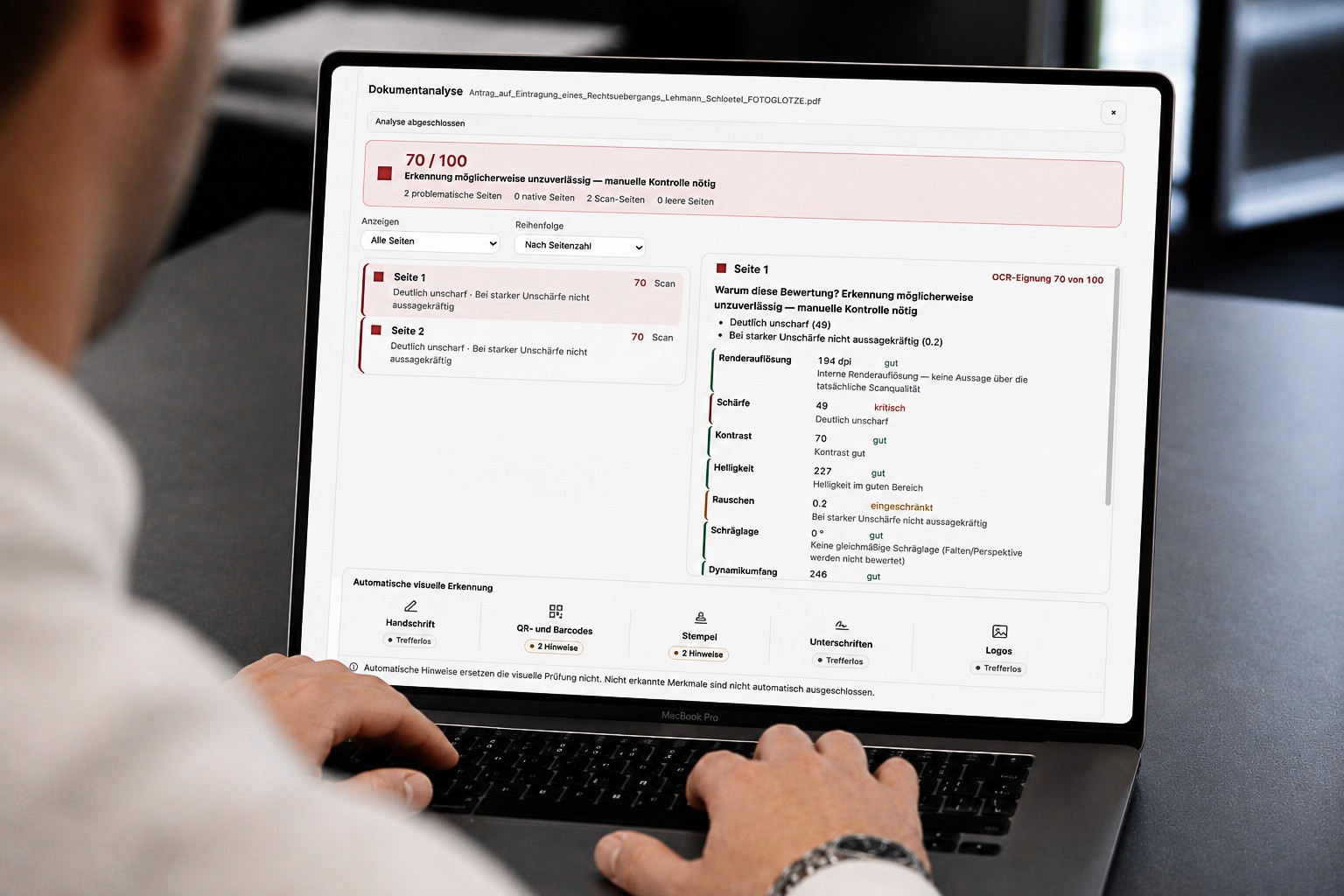 Schritt 1: PDF in Blursafe öffnen, die Erkennung startet auf dem eigenen Gerät